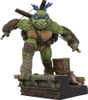 Diamond Select - Teenage Mutant Ninja Turtles - Gallery Leonardo PVC Statue (Large Item, Statue, Collectible)