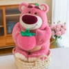 Gấu dâu Lotso ngồi ôm dâu