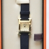 đồng hồ hermes mặt chữ H vàng ,quai đen