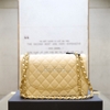 KG-Túi Chanel jumbo classic màu beige caviar khoá vàng