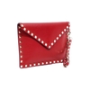Clutch Valentino Rockstud Envelope Pouch Small Da Calfskin Màu Đỏ Viền Đinh Khóa Vàng