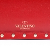 Clutch Valentino Rockstud Envelope Pouch Small Da Calfskin Màu Đỏ Viền Đinh Khóa Vàng