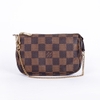 Túi Louis Vuitton Monogram Pochette Màu Nâu Khóa Vàng