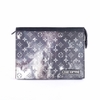 Clutch Louis Vuitton Pochette Galaxy Màu Ghi Họa Tiết Monogram Khóa Trắng