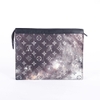 Clutch Louis Vuitton Pochette Galaxy Màu Ghi Họa Tiết Monogram Khóa Trắng