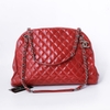 Túi Chanel Màu Đỏ Khóa Trắng