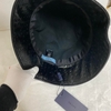 prada レザー製　帽子
