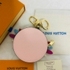 louis vuitton キーホルダー　小物