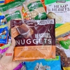 1 ￼Túi 289g socola sữa kẹo bơ cứng và hạnh nhân Hershey's Nuggets chuẩn Mỹ extra creamy milk chocolate with toffee almonds