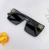 Mắt Kính Thời Trang Nữ - Kính Louis Vuitton Nữ Vuông Đen Tròng Polarized Cao Cấp Mã 2663