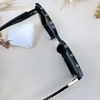 Mắt Kính Thời Trang Nữ - Kính Louis Vuitton Nữ Vuông Đen Tròng Polarized Cao Cấp 2663