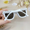 Mắt Kính Thời Trang Nữ - Kính Râm Nữ Tròng Đen Gọng Trắng Đính Ngôi Sao Cao Cấp 5700