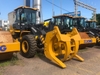 may-xuc-lat-xcmg-lw300kn-lap-bo-kep-go