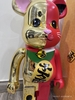 BEARBRICK Maneki Neko Gold x Red 1000%