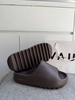 Yeezy Slide Kanye West YS-01 Chocolate ( HÀNG SẮP VỀ )