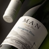 man-family-wine-sauvignon-blanc