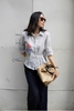 A261 Áo sơ mi linen cột dây 1 bên CALLA thêu tay hoa loa kèn