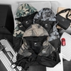 ao-khoac-nike-print-camo