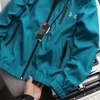 ao-khoac-du-under-armour-wb