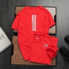 ao-the-thao-adidas-plastic