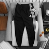 quan-dai-jogger-adidas-tiro