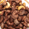Hạt Điều Rang Muối Nguyên Hạt Còn Vỏ Lụa 500G Viettin Mart