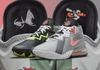 Bugs Bunny và Marvin đối đầu nhau trên phiên bản Nike Lebron 18 Low