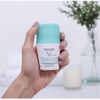 Lăn khử mùi giúp khô thoáng vùng da dưới cánh tay 48 giờ Vichy Deodorant 48H 50ml