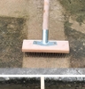 Chổi sắt chà rong rêu vệ sinh sân vườn bản 20cm