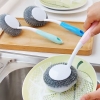 Cọ rửa xong nồi chảo cán dài Hiwa cao cấp
