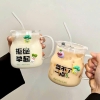 Cốc uống nước thuỷ tinh có tay cầm và ống hút 500ml