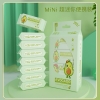 Khăn giấy ướt mini dễ thương bỏ túi tiện lợi