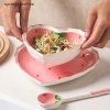 Bát sứ hình trái tim họa tiết trái dâu