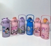 Bình giữ nhiệt Labubu 1L dáng bầu có quai xách và nắp bật tiện lợi