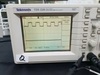 Máy hiện sóng Tektronix_TDS220 Digital Storage Oscilloscope