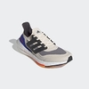 Giày ULTRABOOST 21