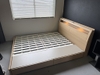 Giường QUEEN 160x200 Có tủ đầu giường, ổ điện, đèn điện PVN1079