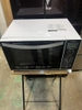 Lò vi sóng PVN1396 Toshiba 2022
