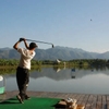 Bóng Golf nổi trên nước