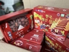 Táo đỏ kẹp óc chó