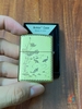 BẬT LỬA ZIPPO ARMOR CÁ CHÉP BÔNG SEN - sunnystore.vn.