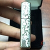 Zippo Bạc Khối Khắc Hoa Văn Cổ Điển 4 Mặt