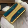 Zippo Mỹ xuất Nhật khắc ăn mòn sư tử mạ vàng cháy