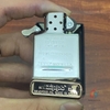 Zippo Hình Hoa Văn Khắc Ăn Mòn Axit 1 Mặt