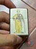 Bật Lửa Zippo Chrome bóng Khắc Charlie Chaplin 2 Màu