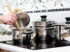 Nấu ăn ngon hơn với bếp từ: Hướng dẫn chọn dụng cụ nấu ăn phù hợp