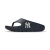 Dép MLB Skipper Flip Flop New York Yankees Black