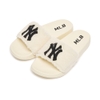 Dép MLB New Mound Fleece New York Yankees Cream