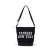 Túi MLB Korea Varsity Jacquard Bucket Bag New York Yankees Black