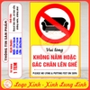Tem Decal Dán- Vui Lòng KHÔNG NẰM HOẶC GÁC CHÂN LÊN GHẾ - PLEASE NO LYING & PUTTING FEET ON SOFA -Chống nước, chống phai